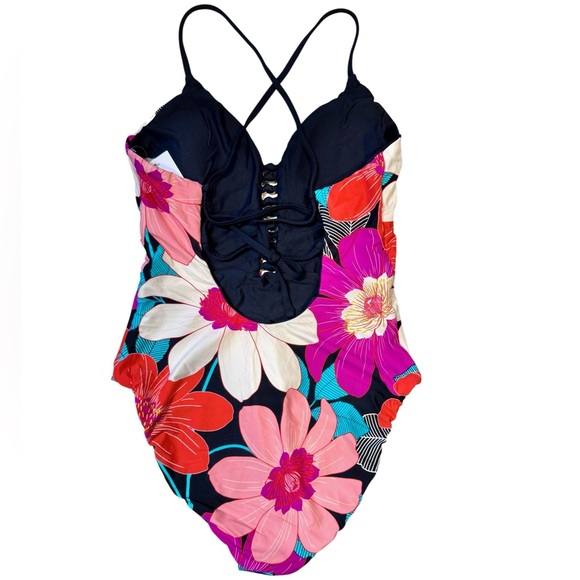 La Blanca Multi Full Bloom Reversible One-Piece Swimsuit - Picture 9 of 16